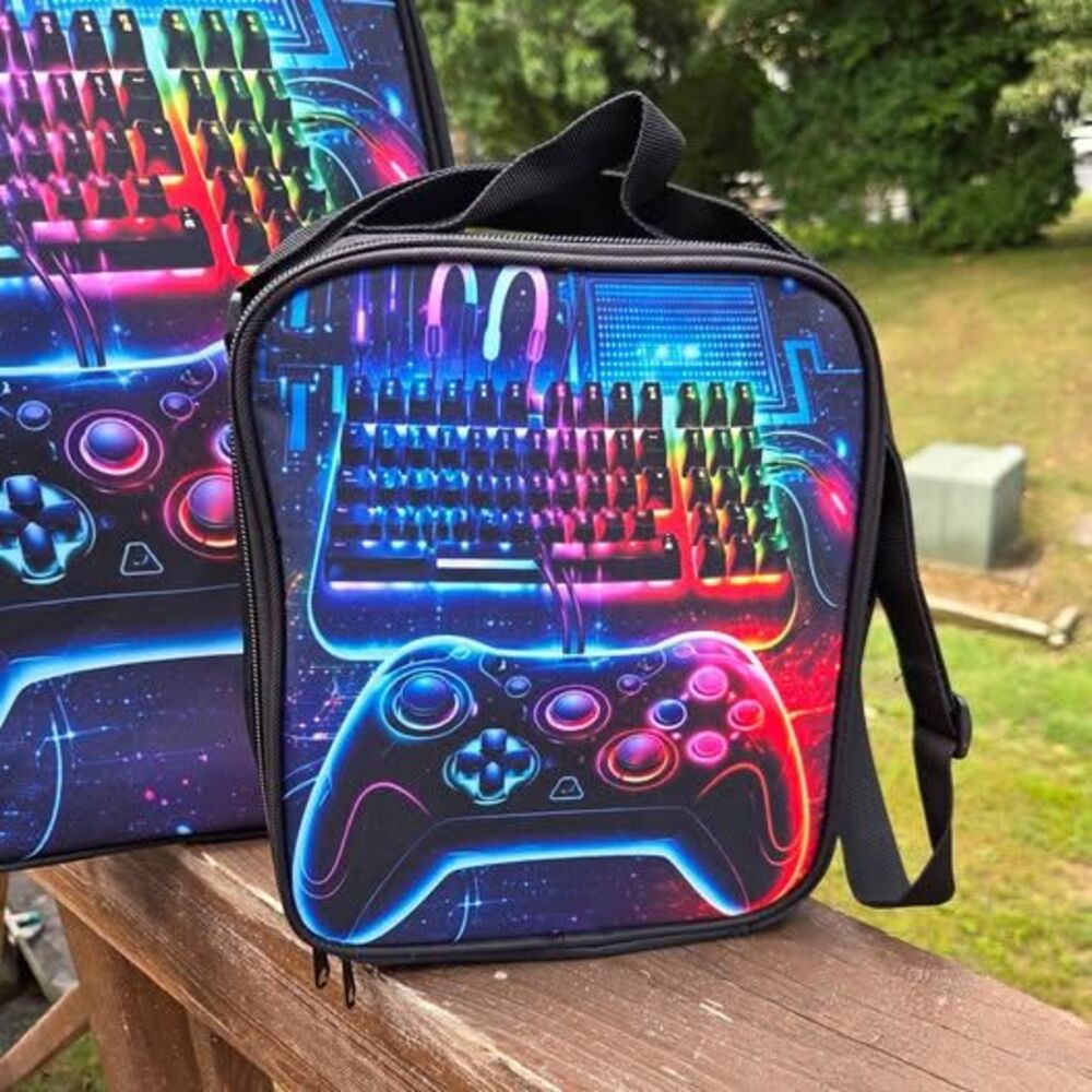 Backpack Set. - Picture 3 of 5